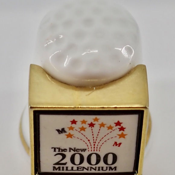 Vtg Gimbel & Sons UK 2000 The New Millennium Gold Gilt Fine Bone China Thimble M - Picture 5 of 7